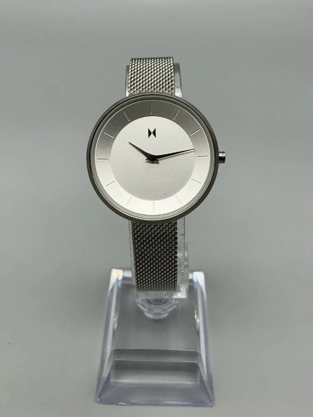 MVMT Minimalist Mod S1 Womens Watch 32mm Silver Tone Mesh Band New Battery